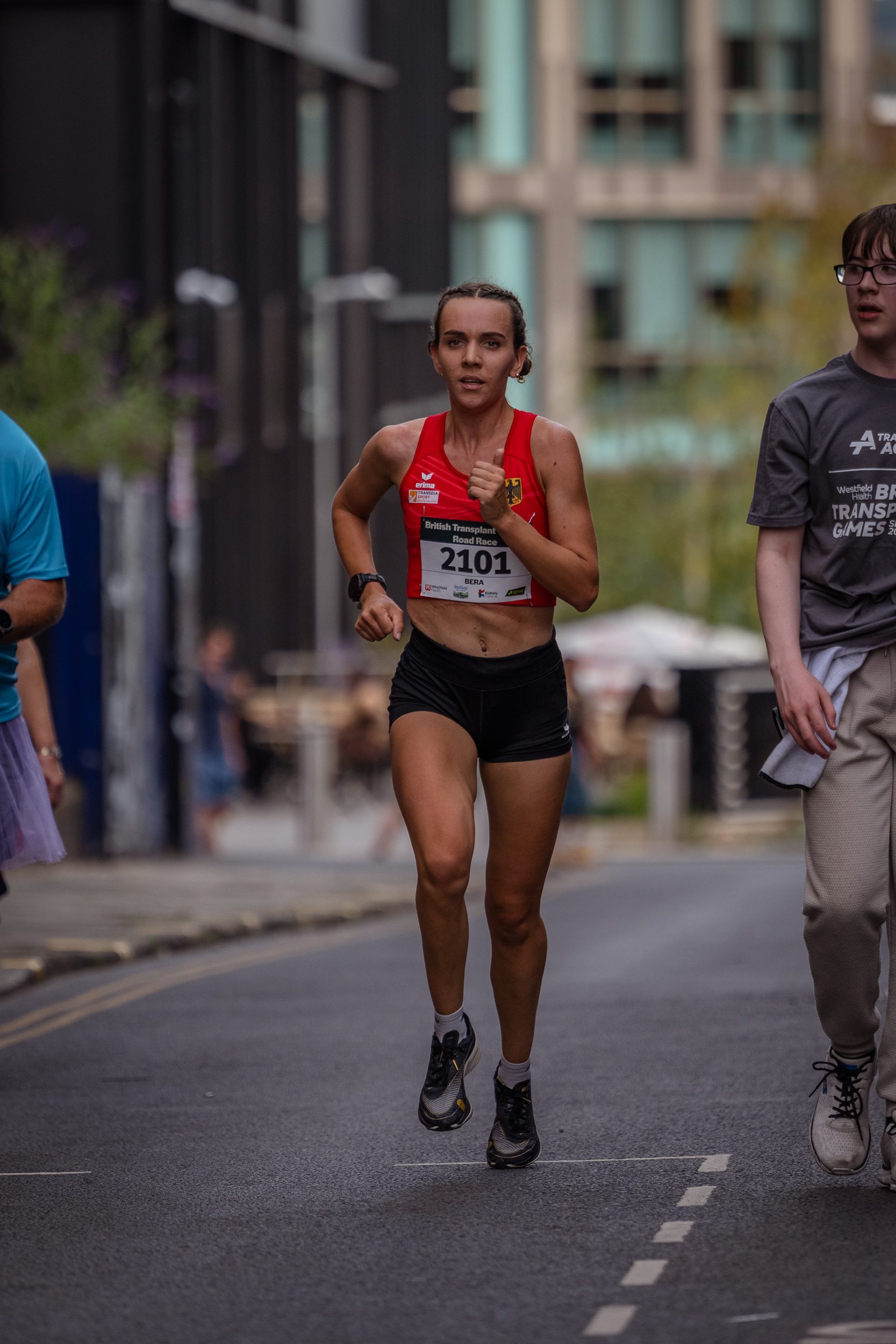 Sheffield 2026 – als schnellste Frau des Feldes durch die Stadt